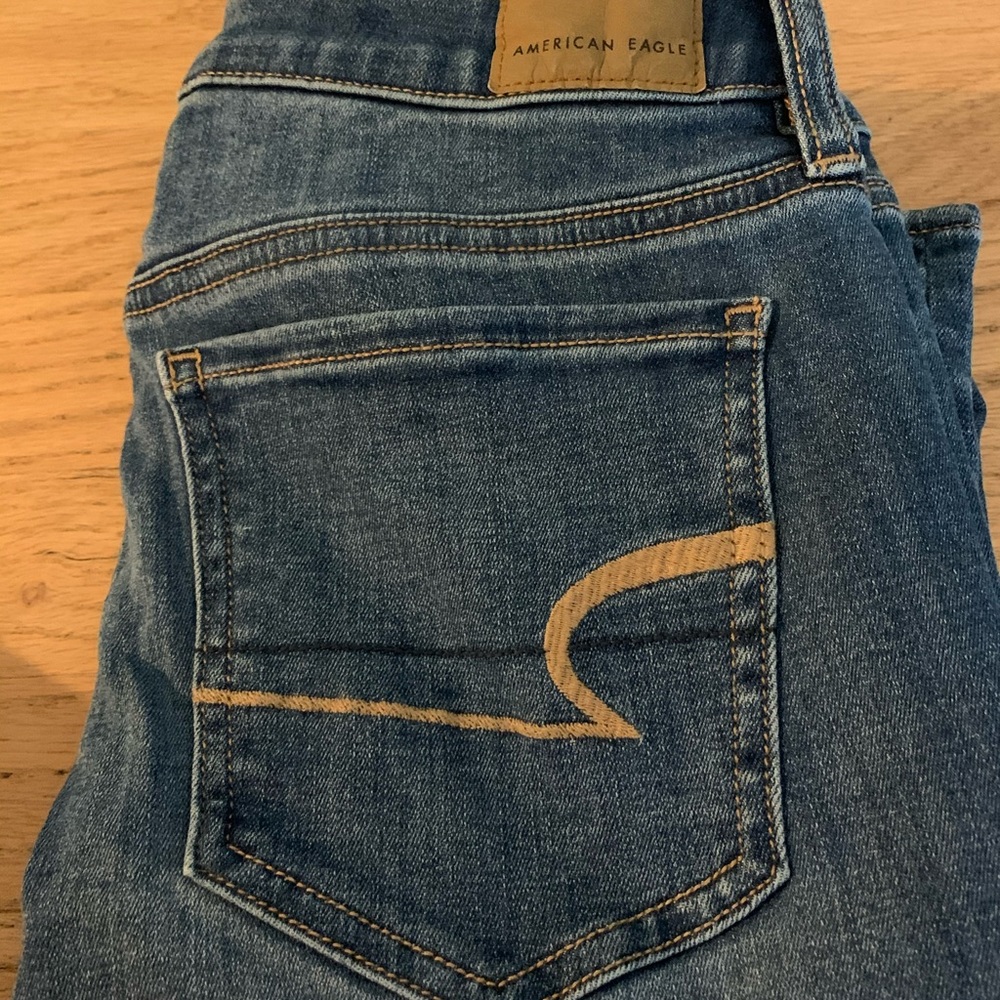 American Eagle skinny jeans